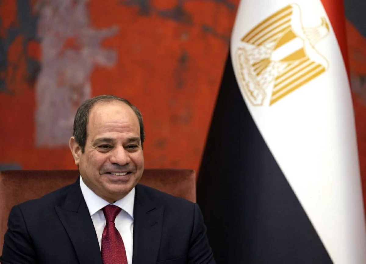 الرئيس السيسي يوجه الحكومة بسرعة تقديم مشروعات قوانين الأسرة إلى مجلس النواب